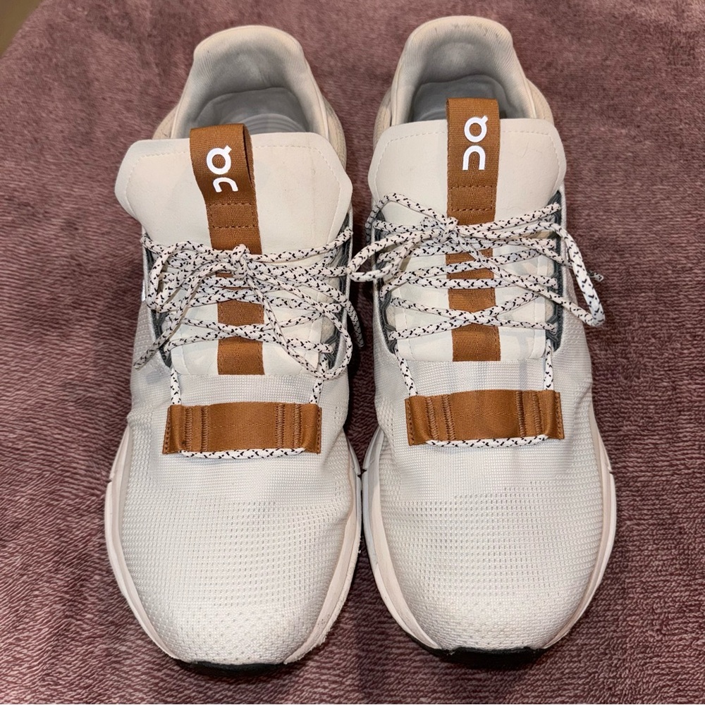 On Cloudnova White Pearl size 10